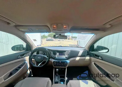 2016 Hyundai Tucson Limited z USA, uszkodzony, nr VIN KM8J33A25GU026489